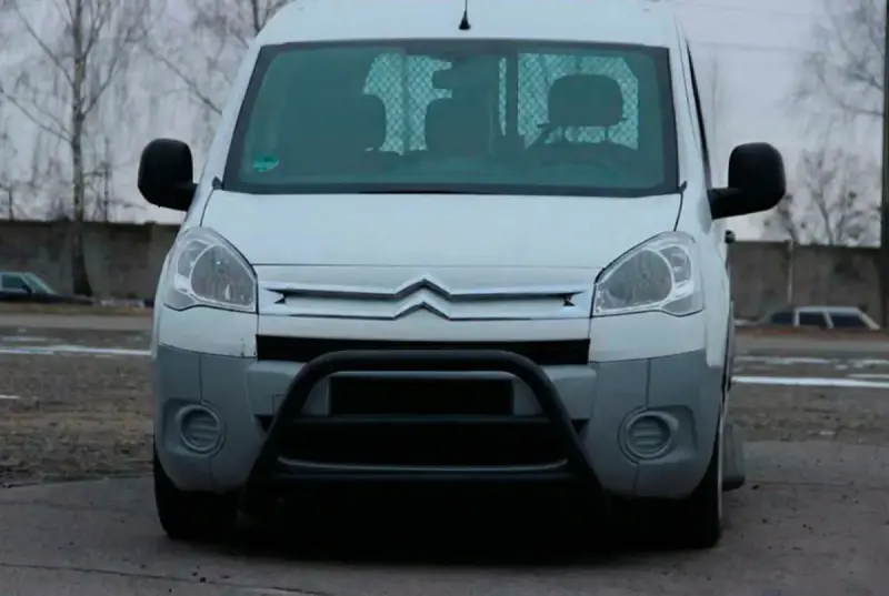 Кенгурятник WT022 Black (нерж.) для Peugeot Partner Tepee 2008–2018