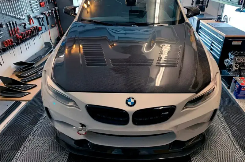 Капот V4 (Карбон) для BMW 2 серія F22/F23 2014–2021