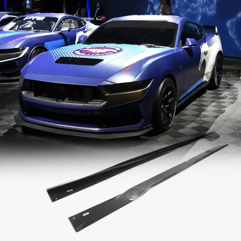 Бокові пороги (Карбон) для Ford Mustang 2024–