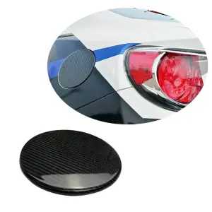 Накладка на люк бензобака (Карбон) для Subaru BRZ 2012–2021