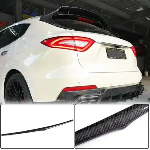Накладка над номером (Карбон) для Maserati Levante 2016–