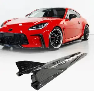 Бокові пороги V3 (Карбон) для Subaru BRZ 2021–