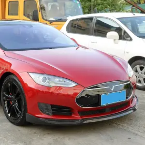 Накладка на передній бампер Lip V1 (2012-2016, Карбон) для Tesla Model S 2012–