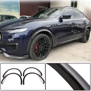 Накладки на арки (Карбон) для Maserati Levante 2016–