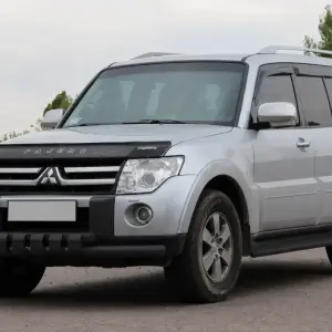 Передній захист ST015 Black (нерж.) для Mitsubishi Pajero Wagon III 1999–2006