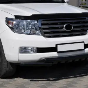 Передня дуга ST015 Black (нерж.) для Toyota Land Cruiser 200 2007–2021