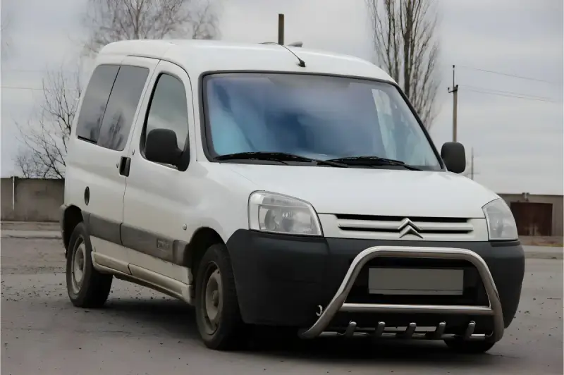 Кенгурятник WT003 (нерж.) для Peugeot Partner 1996–2008