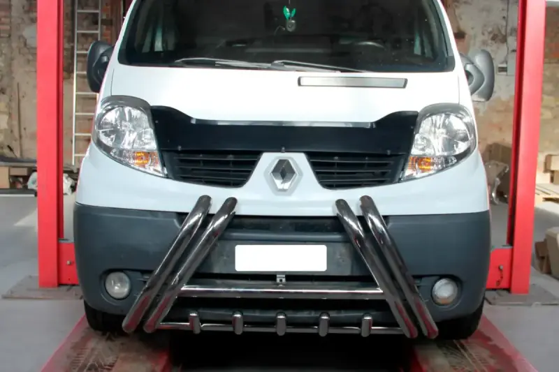 Кенгурятник F1-01 (нерж.) для Renault Trafic 2001–2015