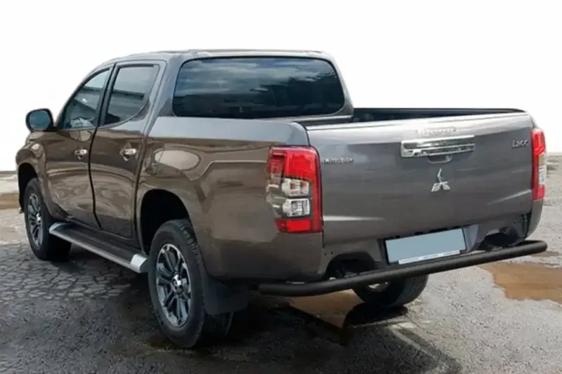 Задній захист AK005 Black (нерж) для Mitsubishi L200 2015–2024