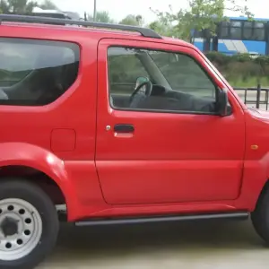 Бічні труби Black (2 шт., нерж) для Suzuki Jimny 1998–2018