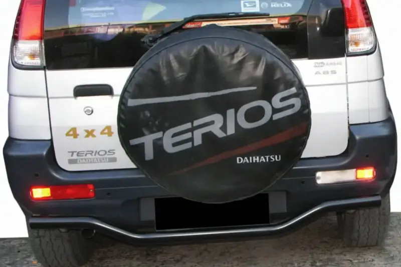 Задня дуга AK007 Black (нерж.) для Daihatsu Terios 2003–2005