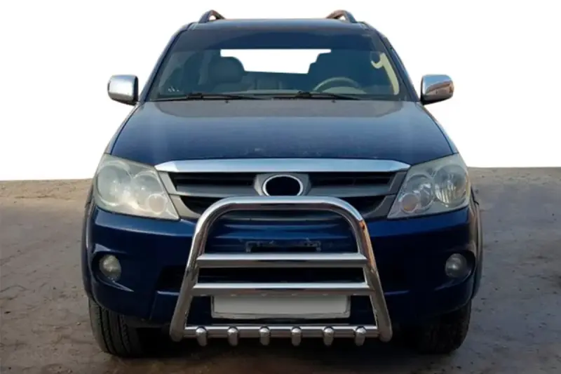 Кенгурятник F12-11 (нерж) для Toyota Fortuner 2006–2015