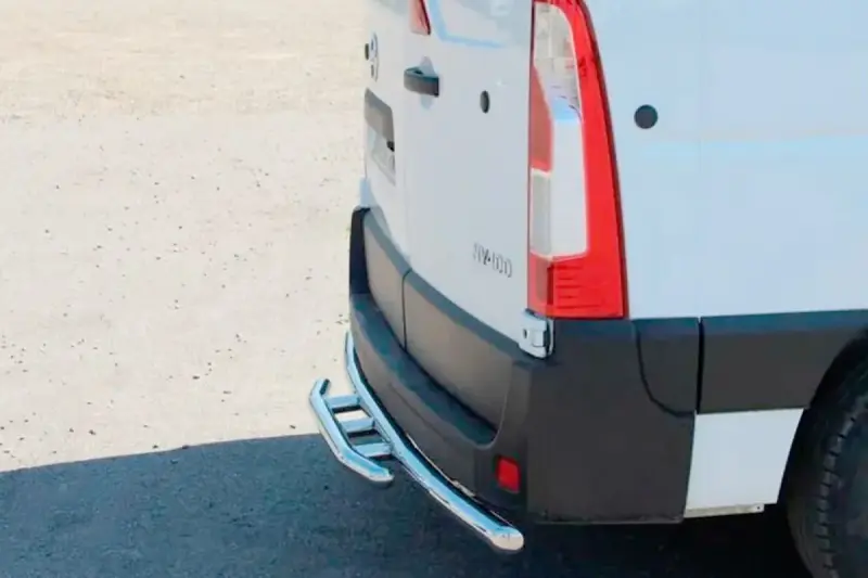 Задня дуга AK008 (нерж.) для Nissan NV400 2010–2024