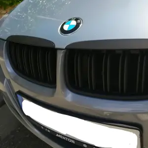 Ніздрі M-Look (для E-90/91 2005-2008, чорний матовий) для BMW 3 серія E90/E91 2005–2011