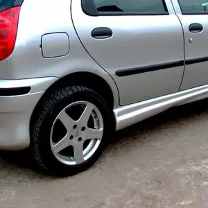 Бокові пороги (під фарбування) для Fiat Palio 1996–2011