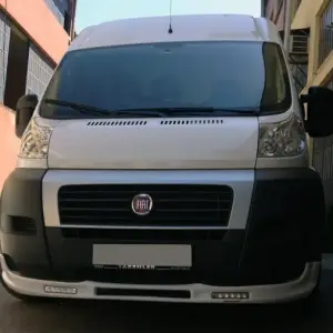 Передня накладка 2006-2013 (вузька з LED, під фарбування) для Citroen Jumper 2007–2025