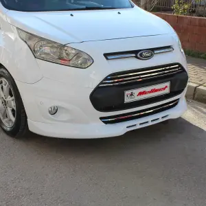 Накладка на передній бампер (під фарбування) для Ford Connect 2014–2021