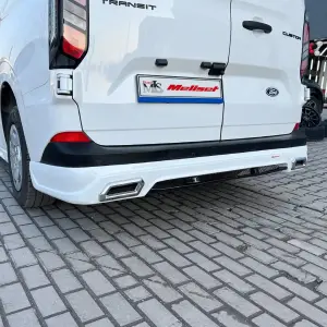 Накладка на задній бампер (під фарбування) для Ford Custom 2023–