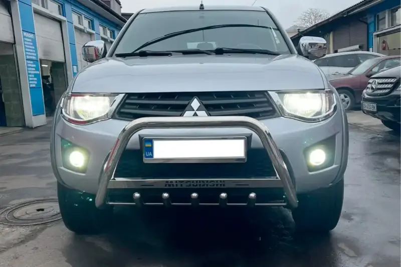 Кенгурятник WT004 (нерж) для Mitsubishi L200 2006–2015