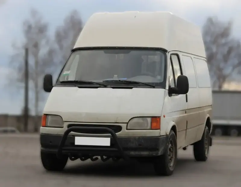 Кенгурятник WT003 Black (нерж) для Ford Transit 1991–2000