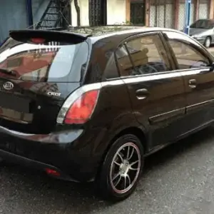 Спойлер (під фарбування) для KIA Rio 2012–2017