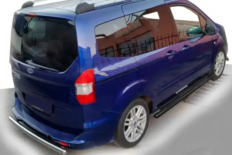 Бічні труби Black (2 шт., нерж) для Ford Courier 2014–2023