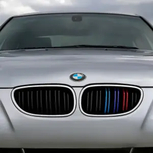 Ніздрі M-Look (M-Color з хром окантовкою) для BMW 5 серія E60/E61 2003–2010