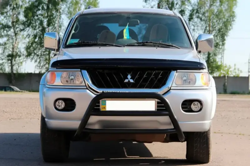 Кенгурятник WT022 Black (нерж) для Mitsubishi Pajero Sport 1996–2007