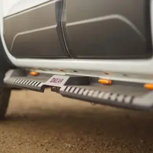 Бокові пороги Dakar V2 з LED (2 шт, метал) для Volkswagen Amarok 2010–2022
