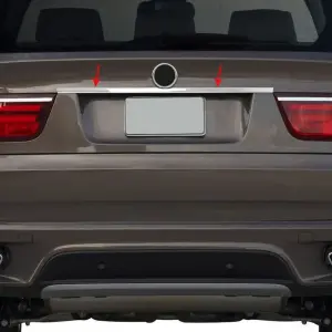 Планка над номером (нерж.) для BMW X5 E70 2007–2013