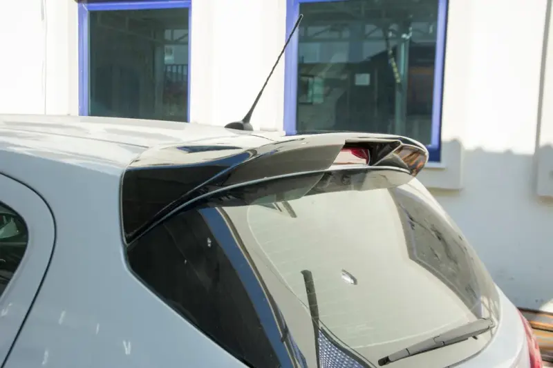 Спойлер (під фарбування) для Opel Corsa E 2015–2019
