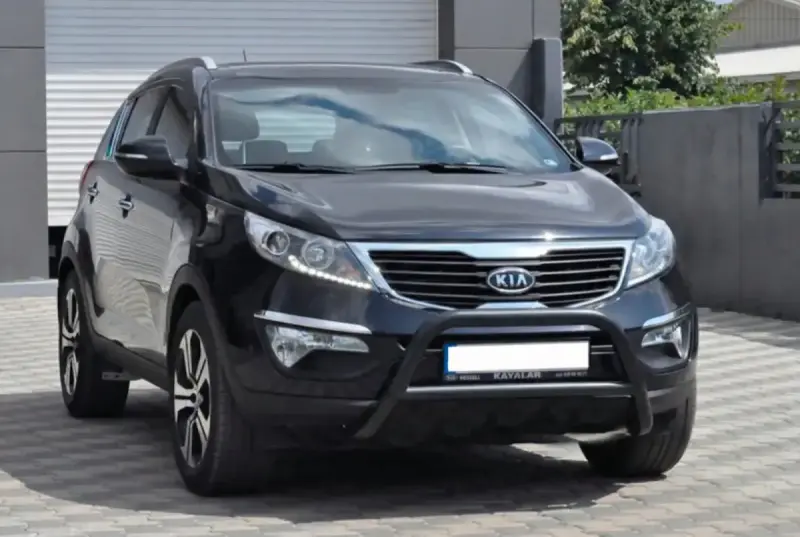 Кенгурятник WT006 Black (нерж.) для KIA Sportage 2010–2015
