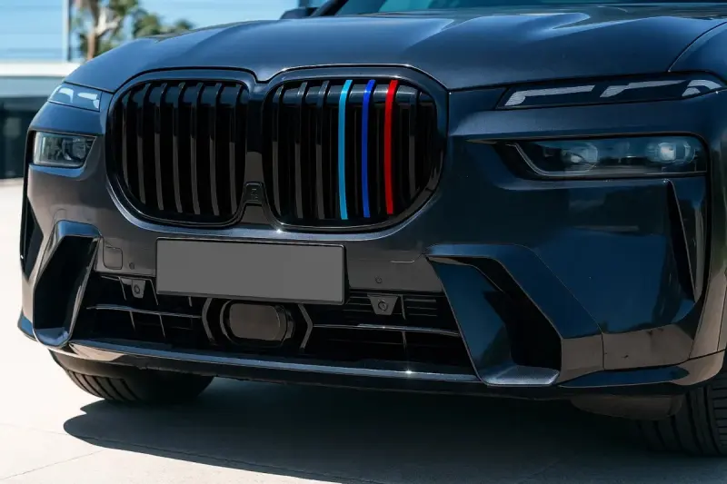 Ніздрі 1 Bar (2023+, чорний мат) для BMW X7 G07 2019–