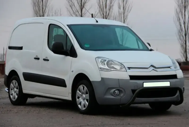 Кенгурятник WT007 Black (нерж.) для Citroen Berlingo 2008–2018