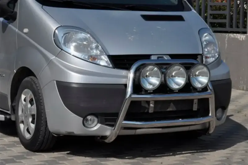 Кенгурятник WT018 (нерж.) для Opel Vivaro 2001–2015