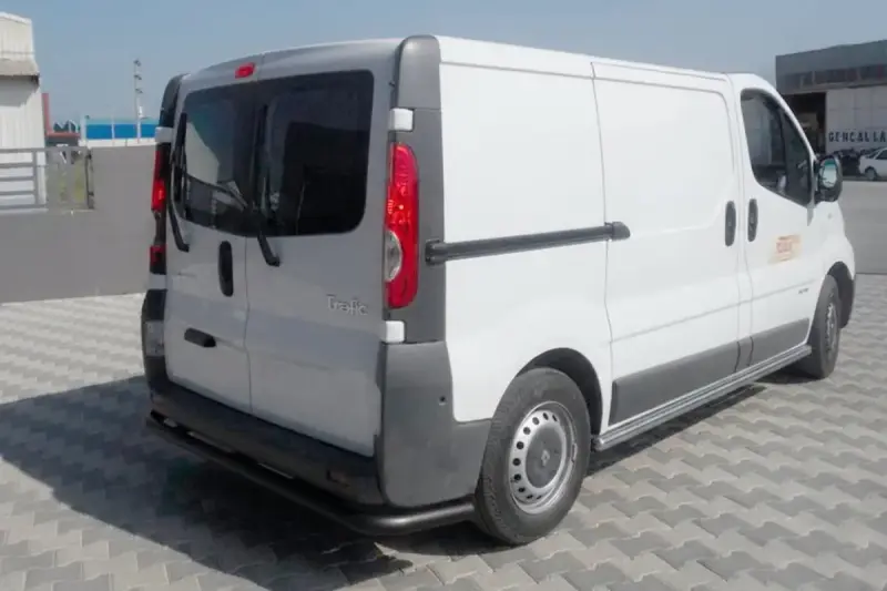 Задній захист AK005 Black (нерж) для Opel Vivaro 2001–2015