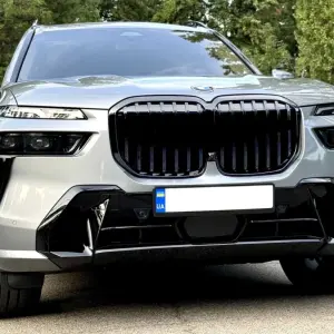Ніздрі 1 Bar (2023+, чорний глянцевий) для BMW X7 G07 2019–