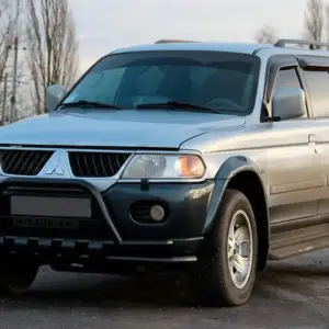 Передній захист ST015WT Black (нерж) для Mitsubishi Pajero Sport 1996–2007