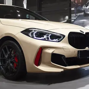 Ніздрі M-Look (чорний матовий) для BMW 1 серія F40 2019–2024