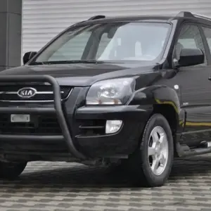 Кенгурятник WT018 Black (нерж.) для KIA Sportage 2004–2010