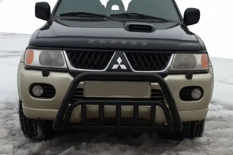 Кенгурятник WT002 Black (нерж) для Mitsubishi Pajero Sport 1996–2007