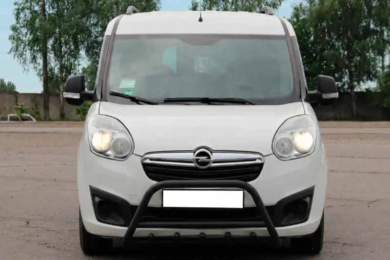 Кенгурятник Black (нерж.) для Opel Combo 2012–2018