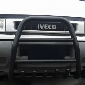Кенгурятник QT007 Black для Iveco Daily 1999–2006
