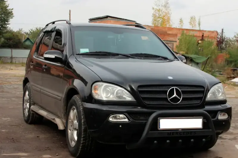 Кенгурятник WT004 Black (нерж.) для Mercedes-Benz ML W163 1997–2005
