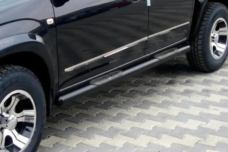 Бічні труби Black (нерж) для KIA Carens 1999–2012
