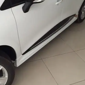 Бокові пороги (під фарбування) для Renault Clio IV 2012–2019