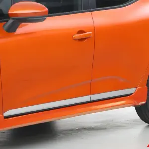 Бокові пороги (під фарбування) для Renault Clio V 2019–