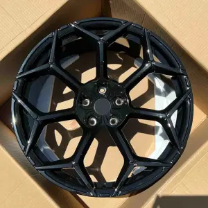 Ковані диски OEM R23 V8 (4 шт) для Lamborghini Urus 2018–