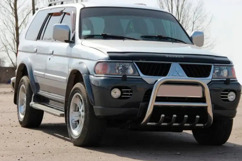 Кенгурятник QT006 (нерж) для Mitsubishi Pajero Sport 1996–2007