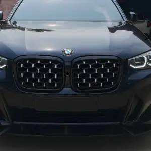 Ніздрі Diamond Silver (2021+, чорна окантовка) для BMW X3 G01 2018–